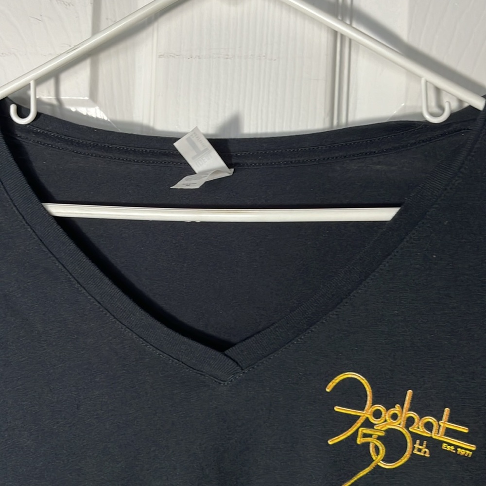 Foghat Black Graphic Short Sleeve Concert Tee - Picture 6 of 11